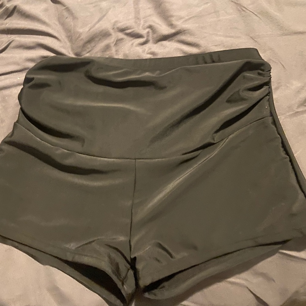 Maternity swim bottoms